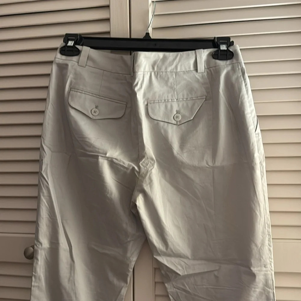 Gap Ankle Cropped Khaki NWOT pants Size 6 Cotton - Picture 6 of 6